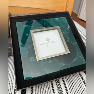 Green Agate Kendra Scott picture frame